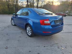 Skoda Octavia Berlina Fabr.2013 — miniatura 4