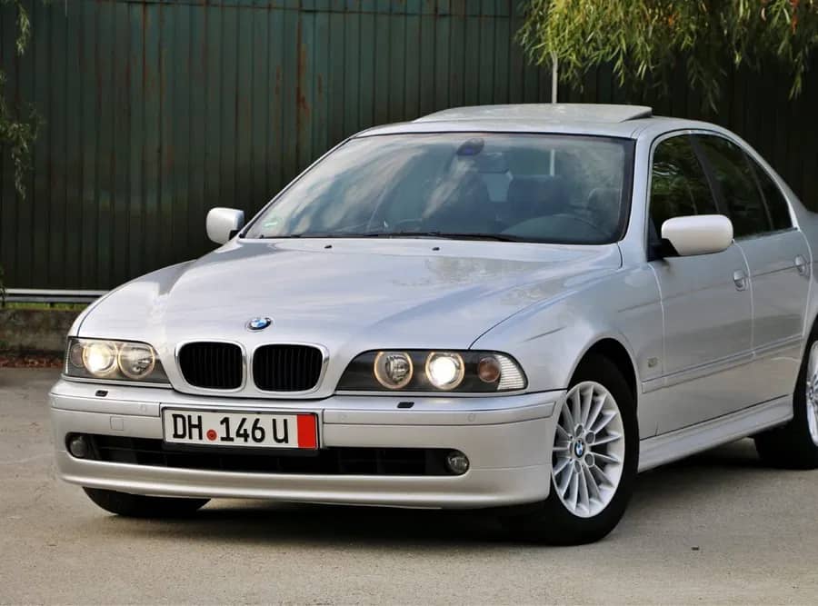 BMW Seria 5 / E39 / 525i / Limousine / Inmatriculat — fotografie 1 din 10