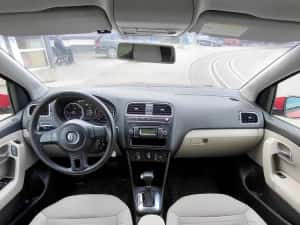 Volkswagen Polo Automat dsg 2 , 114000 km reali,carte service,absolut impecabila ! — miniatura 2