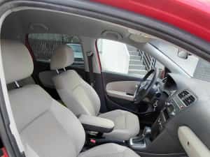 Volkswagen Polo Automat dsg 2 , 114000 km reali,carte service,absolut impecabila ! — miniatura 4