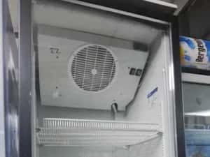 Vitrine frigorifice verticale second-hand frigider — miniatura 6