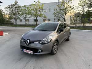 Renault Clio 4 , Fabr 2015 , 1.5 dci 110 cp 219000 km ,Led ,Istoric Km+ Carte Service !