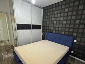 Apartament 2 camere + parcare la 10 min de metrou Aparatorii Patriei — miniatura 2