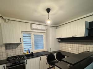 Apartament 2 camere + parcare la 10 min de metrou Aparatorii Patriei — miniatura 4