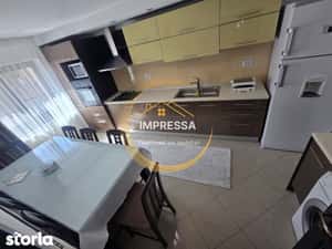 Se inchiriaza apartament 3 camere etaj 3 langa scoala burdujeni sv — miniatura 6