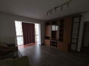 Apartament 3 camere, 70 mp, etaj 1, Cetate – zona excelenta, complet — miniatura 5