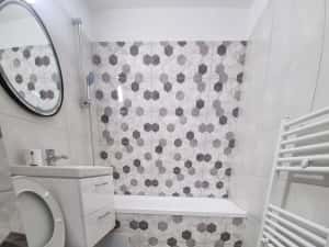 Bld. Brâncoveanu, apartament 2 camere, renovat recent, totul nou, mutare rapida — miniatura 3
