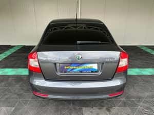 Skoda Octavia 2009, 221.000 km, Automat, Benzină — miniatura 6