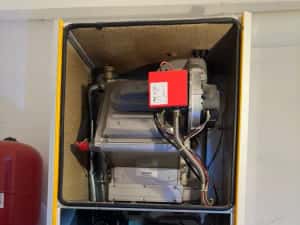 INGINER repar ( service ) centrale termice AUTORIZAT — miniatura 9