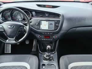 Kia Ceed GT / Euro6 / Bord digital / Navigatie / Senzori / Jante — miniatura 10