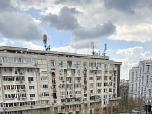 Apartament unic în zonă — miniatura 6