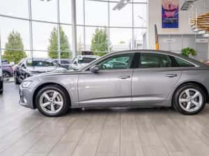 Audi A6 2.0 Plug-in Hybrid 50TFSIe Quattro 'S-Line' — miniatura 5