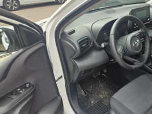 Toyota Yaris 1.5 VVT-i HSD Active Automată 116 HP Hibrid (B/E) — miniatura 7