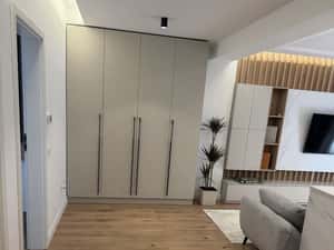 Închiriez apartament — miniatura 4