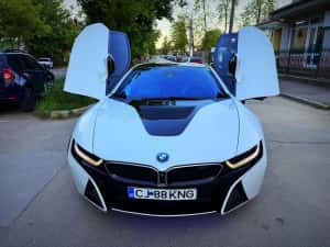 BMW i8 Coupe Plug-in Hybrid Deosebit — miniatura 3