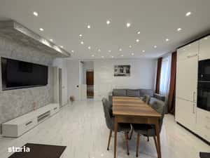 Apartament de 3 camere, semidecomandat, zona Razoare — miniatura 4