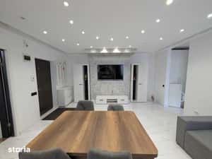 Apartament de 3 camere, semidecomandat, zona Razoare — miniatura 5