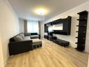 Apartament 3 camere decomandate, parter, zonă Strand