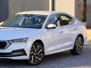 SKODA OCTAVIA Berlina 1.4 TSI iV * PLUG-IN HYBRID* DSG — miniatura 3