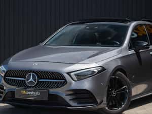 --- Mercedes-Benz A220 d 4 Matic AMG Line --- — miniatura 3