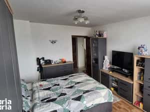 Apartament 2 camere decomandat zona Barnarel