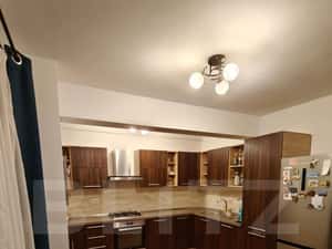 Apartament 3 camere, gradina, parcare, zona Cetatii — miniatura 5