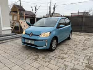Volkswagen up 2023 electric — miniatura 3