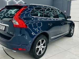 VOLVO XC 60 — miniatura 3