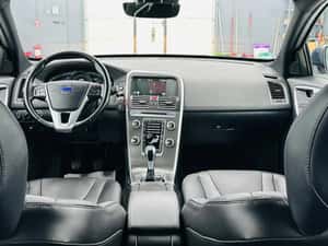 VOLVO XC 60 — miniatura 6