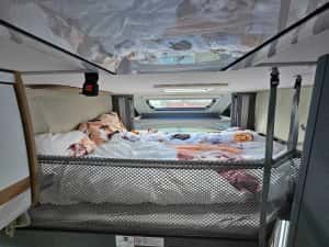 Vând Autorulotă Premium, Semiintegrată, Dethleffs Just Camp T 6812 EB — miniatura 6