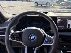 BMW i4 Automată 401 HP Electric — miniatura 5