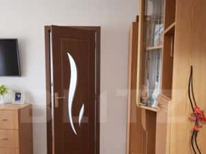 Apartament 2 camere, etaj 1, complet renovat si mobilat – gata de mu — miniatura 3