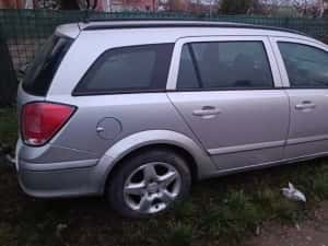 Opel Astra H 1.6 benzina — miniatura 8