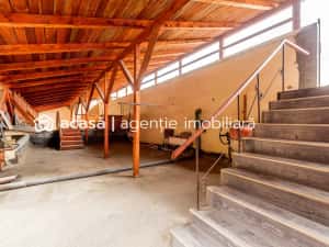 De închiriat spațiu ultracentral, ideal pentru multiple activități — miniatura 6