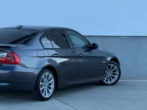 Bmw Seria 3 e90 2.0d *M47* *NAVI* *JANTE R17* *FILTRU ACTIV* *PROPRIETAR* — miniatura 3