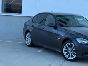 Bmw Seria 3 e90 2.0d *M47* *NAVI* *JANTE R17* *FILTRU ACTIV* *PROPRIETAR* — miniatura 9