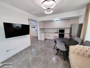 Prima inchiriere ! ap. ultramodern cu 3 camere + terasă si gradina — miniatura 2