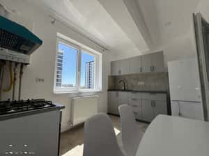 Inchiriez apartament 2 camere Militari residence — miniatura 3