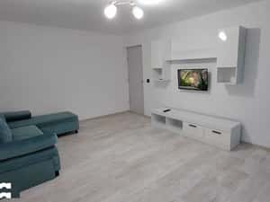 Inchiriez apartament - zona centrala — miniatura 3