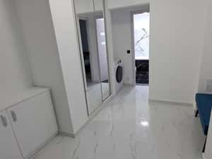 Inchiriez apartament - zona centrala — miniatura 4
