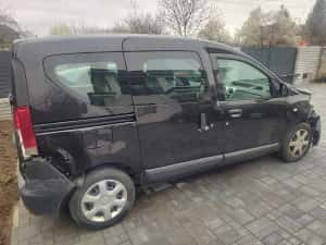 Dacia Dokker avariat — miniatura 3