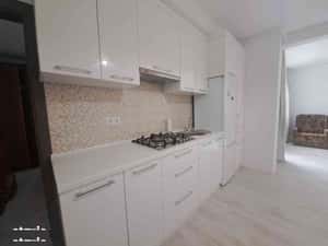 Valea albumului Moldova Mall Str. ROMANITEI apartament 2 camere+parcar — miniatura 1