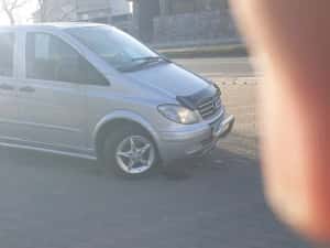 Mercedes Vito automat — miniatura 5