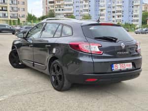 Renault Megane 1.5 dCi – economie, confort și stil pentru fiecare zi — miniatura 4