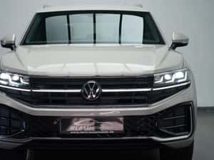 Volkswagen Touareg SUV 2967 cm3 Diesel 231 cp — miniatura 2