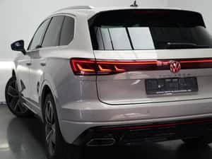 Volkswagen Touareg SUV 2967 cm3 Diesel 231 cp — miniatura 7