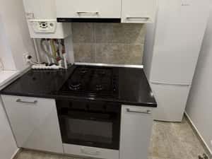 Proprietar inchiriez garsoniera Militari Residence Avangarde city — miniatura 6