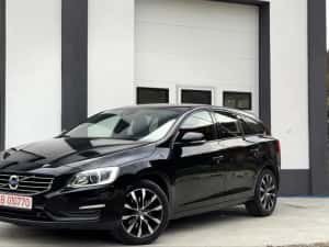 Volvo V60 D2 // 2018 // De Vânzare // Rate //Garantie — miniatura 1
