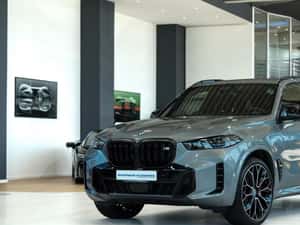 BMW X5 M60 Automată 530 HP Benzină