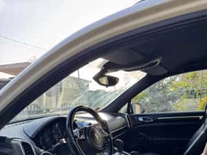 Vand Porsche Cayenne. 3.0d — miniatura 6